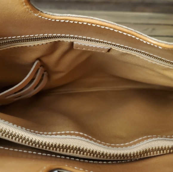 ***Sold on another platform*** Celine vintage handbag Honeycomb monogram canvas - Picture 8 of 11